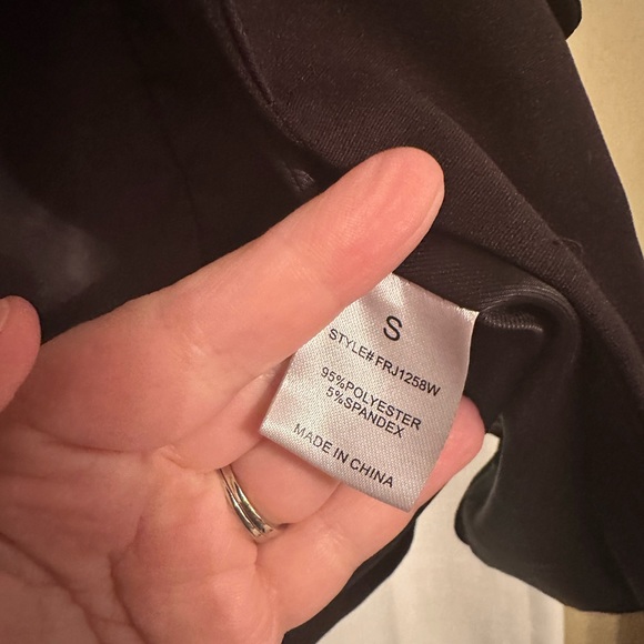 Open front black blazer - Picture 3 of 4